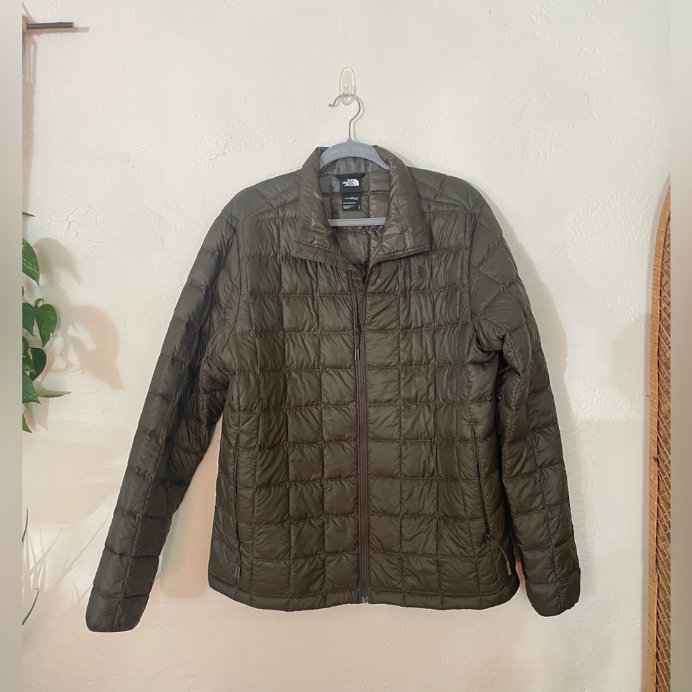 The North Face Men’s Large Quilted Light Puffer Jacket w/ Tags! Olive Green